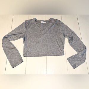 Romwe Longsleeved Gray Crop Top Size Large